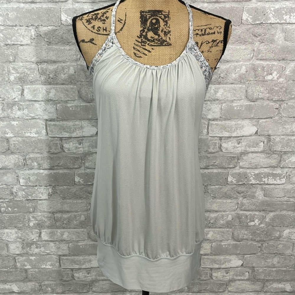 Lululemon No Limits Tank Silver Spoon / Petite Fleur Silver Spoon